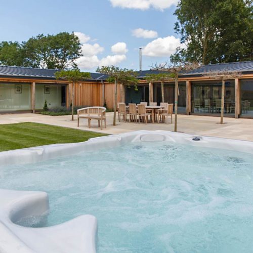 Jacuzzi Looking Into Courtyard